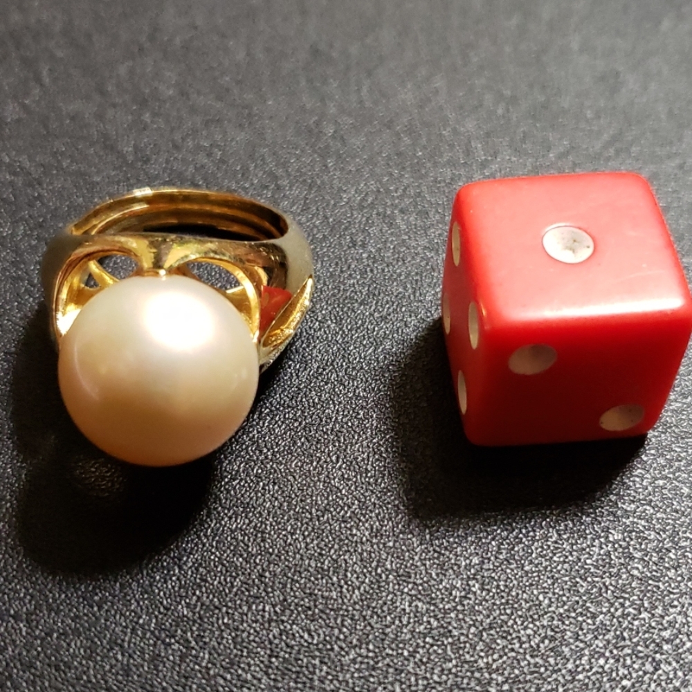 Majorica ring size 6 - Picture 3 of 4